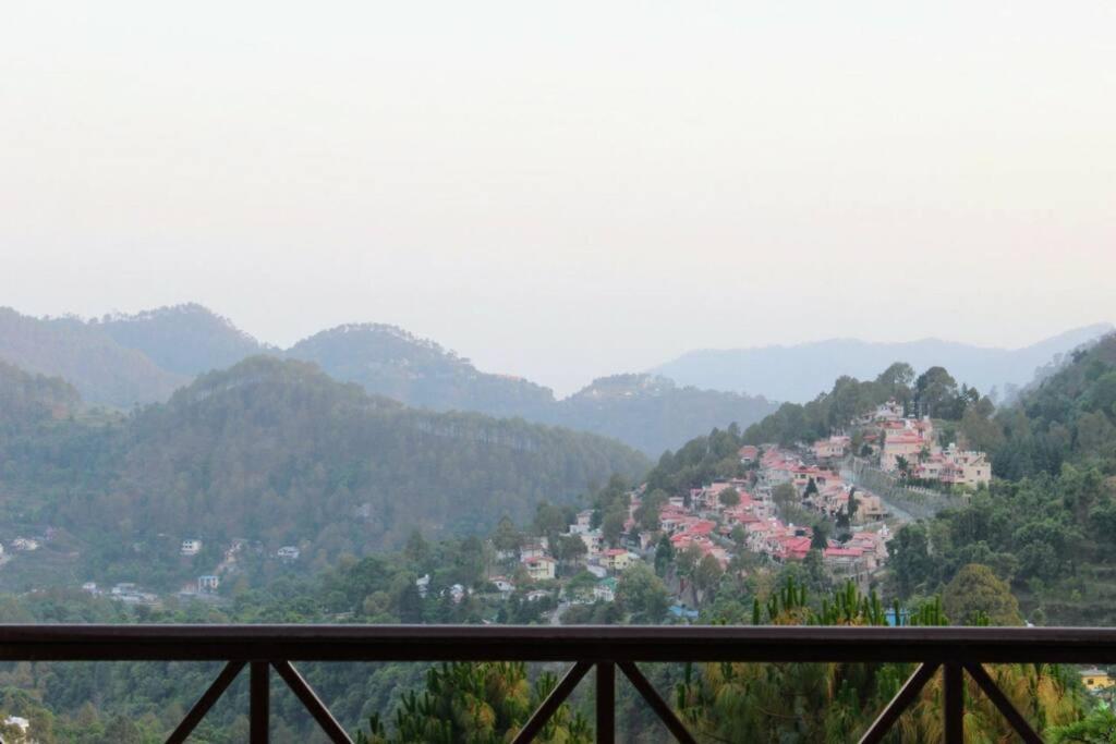 נייניטל Whistling Thrush Cottage, Bhimtal מראה חיצוני תמונה